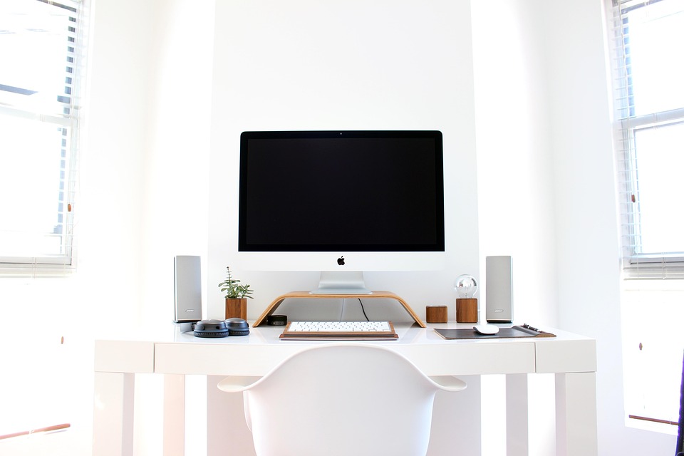 ultrawide monitor