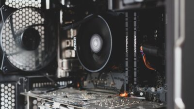 CPU