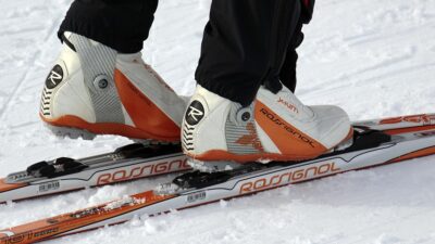 skiing