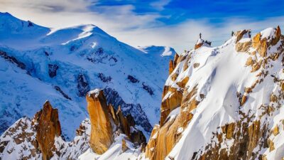 skiing