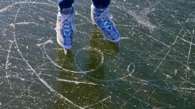 skating
