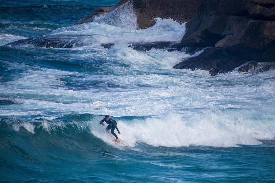 surfing